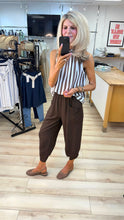 Load image into Gallery viewer, 1.                    Striped Top-Brown/White
