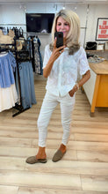 Load image into Gallery viewer, 1.Slim Fit Magic Pants-Ecru
