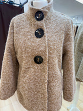 Load image into Gallery viewer, 1.Brushed Button Swing Jacket-Camel
