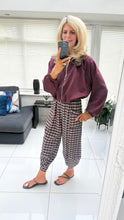 Load image into Gallery viewer, 1.                           Faux Suede Bubble Hem Bomber-Wine
