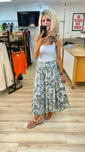 Load image into Gallery viewer, 1.        Jungle Print Shirred Waist Culottes-Khaki/White
