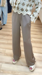 1.               Wide Leg Front Seam Jogger-Mocha