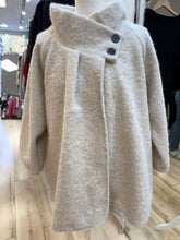 Load image into Gallery viewer, 1.                 Brushed Swing Jacket-Ecru
