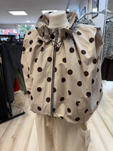 Load image into Gallery viewer, 1.                         Lined Bomber Rain Gilet-Beige/Chocolate

