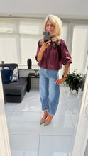 Load image into Gallery viewer, 1.                 Bubble Sleeve &amp; Hem Bow Back Blouse-Wine
