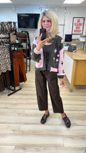 Load image into Gallery viewer, 1.                            Chunky Knit Cardigan-Pink/Chocolate
