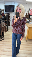 Load image into Gallery viewer, 1.                      Flocked Leopard Top-Wine
