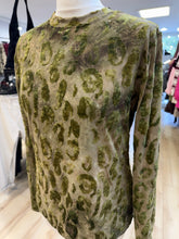 Load image into Gallery viewer, 1.                       Flocked Leopard Top-Olive
