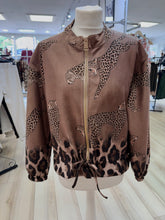 Load image into Gallery viewer, 1.                Suedette Leopard Bomber Jacket-Brown
