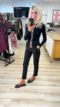 Load image into Gallery viewer, 1.            Twill Button Pocket Magic Pants-Black
