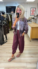 Load image into Gallery viewer, 1.                     Lightweight Leopard Print Bomber Jacket-Plum
