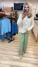 Load image into Gallery viewer, 1.              Wide Leg Front Seam Jogger-Mint
