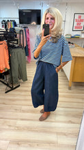 Load image into Gallery viewer, 1.       Barrel Leg Trousers-Dark Denim

