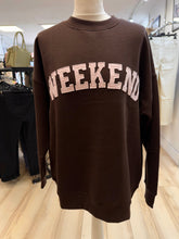 Load image into Gallery viewer, 1.                        WEEKEND Sweatshirt-Chocolate/Pink
