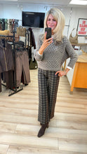 Load image into Gallery viewer, 1.           Check Soft Touch Pull On Trousers
