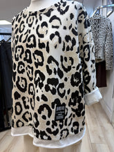Load image into Gallery viewer, 1.    Leopard Lightweight Sweatshirt-White
