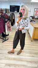 Load image into Gallery viewer, 1.                         Lined Bomber Rain Gilet-Beige/Chocolate
