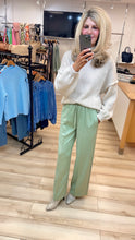 Load image into Gallery viewer, 1.              Wide Leg Front Seam Jogger-Mint
