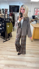 Load image into Gallery viewer, 1.    Premium Soft Knit Ribbed Zip Front Cardigan Mocha
