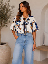 Load image into Gallery viewer, 1.                 Bubble Hem Floral Top-Ivory/Navy
