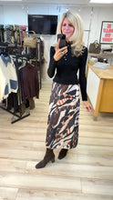 Load image into Gallery viewer, 1.  Satin Skirt-Black/Brown
