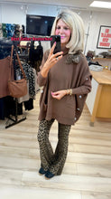 Load image into Gallery viewer, 1.    Oversize Roll Neck Pocket Jumper-Chocolate
