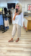 Load image into Gallery viewer, 1.               Mesh Button Linen Top-White
