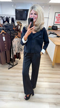 Load image into Gallery viewer, 1.    Wide Leg Front Seam Jogger-Black
