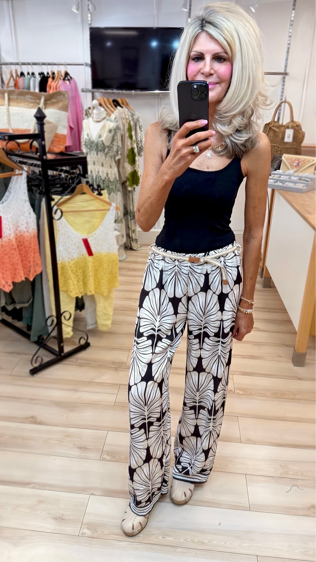 1.  Wide Leg Pull On Trousers-Black/Mocha/White