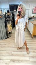 Load image into Gallery viewer, 1.        Crinkle Drawstring Trousers-Champagne

