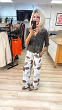 Load image into Gallery viewer, 1.     Crochet Hem Appliqué Cotton Jacket-Chocolate
