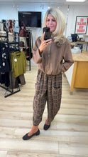 Load image into Gallery viewer, 1.           Barrel Leg Needlecord Check Trousers-Chocolate/Mocha
