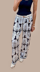 1.  Wide Leg Pull On Trousers-Black/Mocha/White