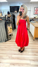 Load image into Gallery viewer, 1.                      Statement Bubble Hem Midi Dress-Red
