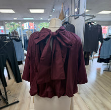 Load image into Gallery viewer, 1.                 Bubble Sleeve &amp; Hem Bow Back Blouse-Wine
