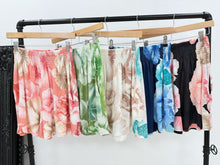 Load image into Gallery viewer, 1.       Floral Silky Pull On Shorts-Peach
