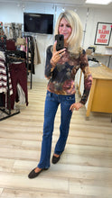 Load image into Gallery viewer, 1.                 Roses Cashmere Blend Top-Black/Brown
