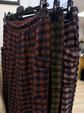 Load image into Gallery viewer, 1.                      Check Tulip Hem Trousers-Rust/Navy
