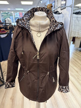 Load image into Gallery viewer, 1.                           Reversible White Leopard Rain Jacket-Chocolate
