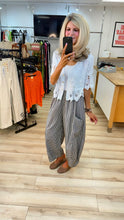 Load image into Gallery viewer, 1.                        Gingham Barrel Leg Trousers-Chocolate/White
