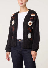 Load image into Gallery viewer, 1.                         Embroidered Flowers Chunky Knit Cardigan-Black
