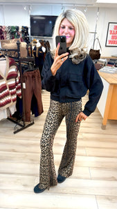 1.Ombré Leopard Print Soft Touch Kick Flare Leggings