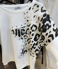 Load image into Gallery viewer, 1.                                Leopard Star Sweatshirt-Winter White
